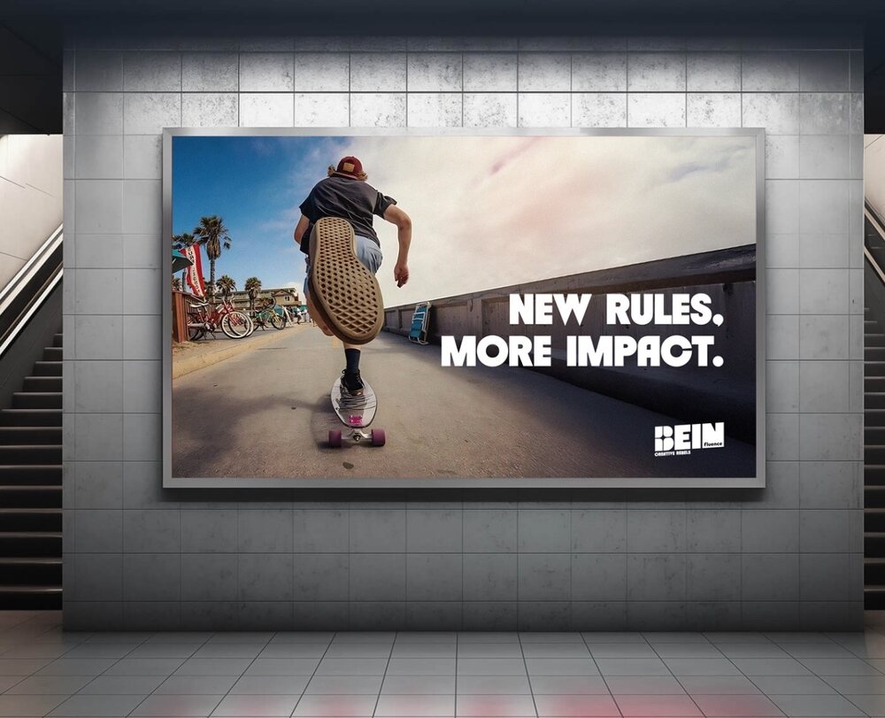 Affiche de campagne dans une station de métro